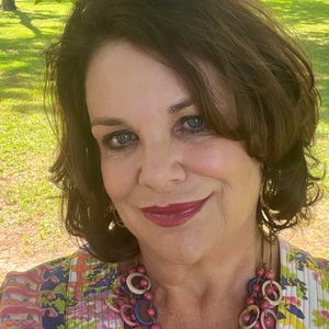 Meet your Posher, Mary laura